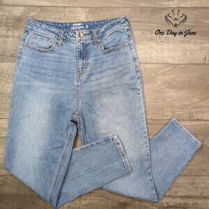 HT Denim High Waist Mom Jeans Size 7